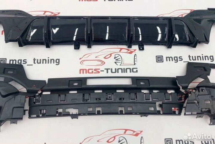 Диффузор бмв 3 серия G20 MP 340 R черный глянец