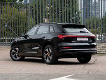 Audi e-tron AT, 2022, 1 км, с проб�егом, цена 6 390 000 руб.