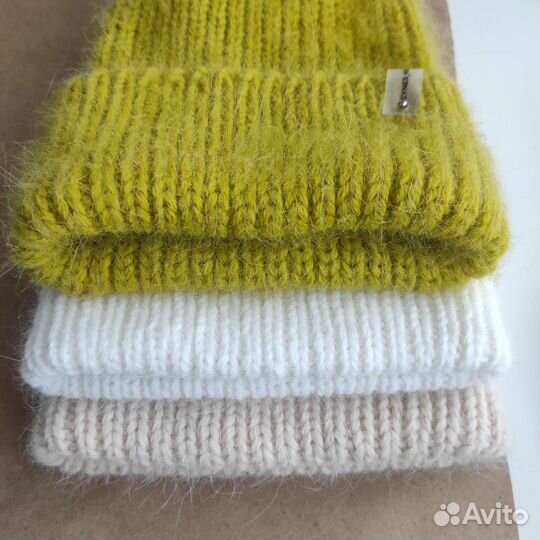 Шапка с отворотом из пуха норки