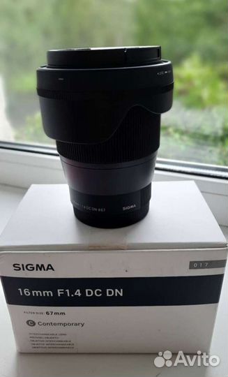 Объектив sigma 16 mm. f1.4 sony e