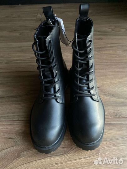 Новые ботинки H&M на тракторной подошве 39