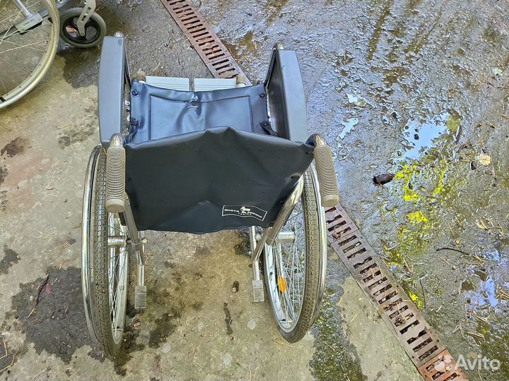 Продам инвалидную коляску Nuova Blanding turino