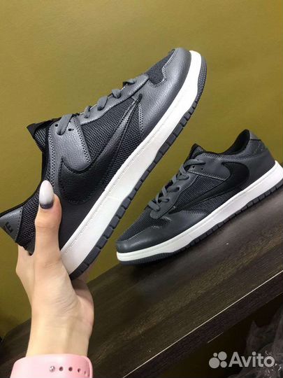 Кроссовки Nike sb Dunk