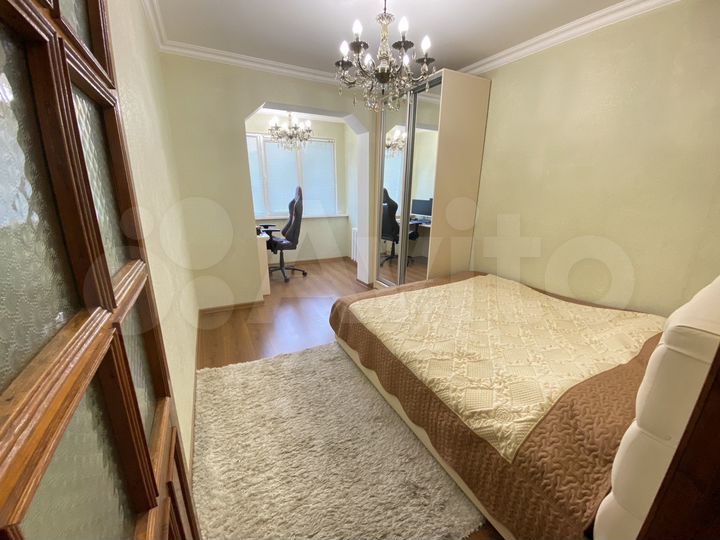 3-к. квартира, 76 м², 4/9 эт.