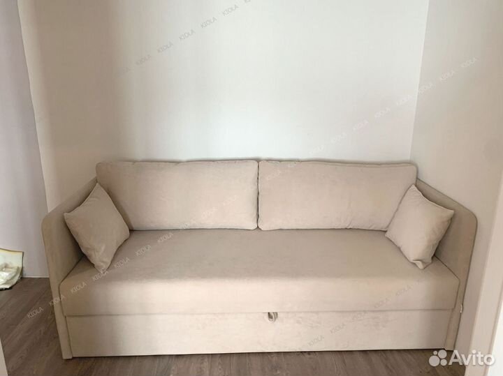 Кровать с выдвижными ящиками