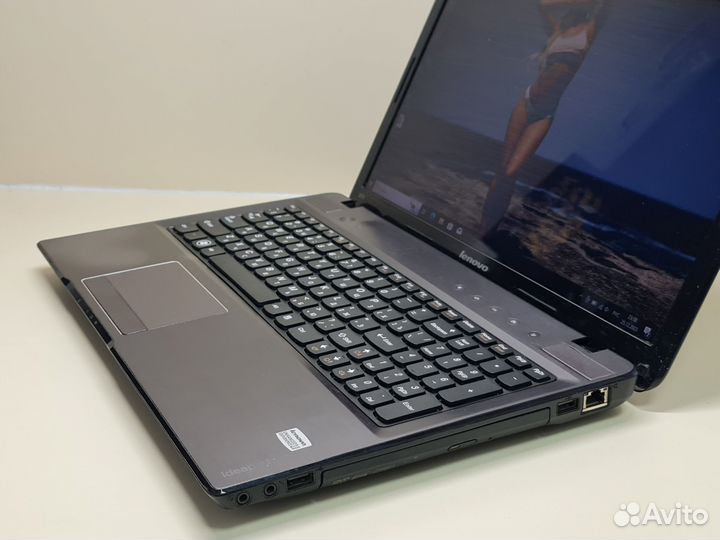 Ноутбук для работы, учёбы i5 /4Gb /GT530 2Gb /SSD