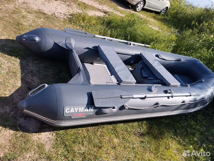Лодка Кайман 330,мотор тохатсу 9.8