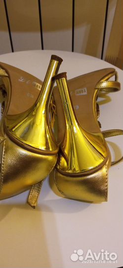 Туфли босоножки золотые 39