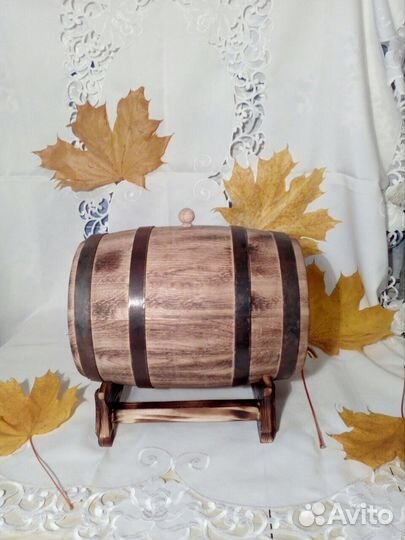 Бочонок дубовый, декоративные колёса