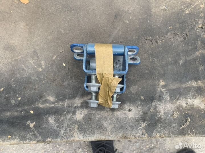 Петли крышки багажника Hyundai Creta Оригинал