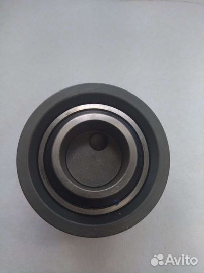 Ролик натяжителя ремня грм