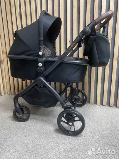 Коляска модульная Luxmom 2в1