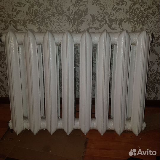 Радиатор чугунный б/у