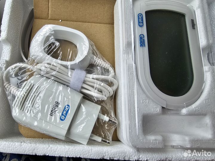 Зубная щетка Braun oral b 5000
