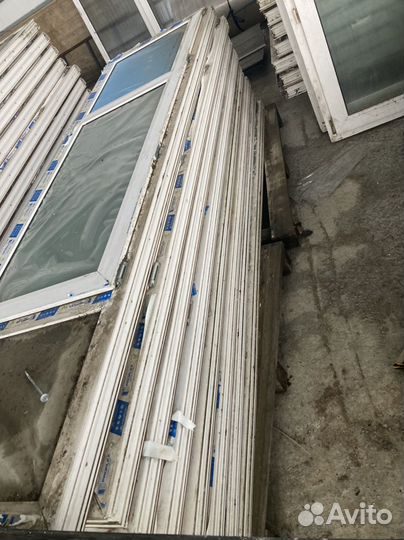 Дверь пластиковая