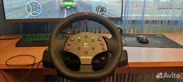 Игровой руль Logitech momo Racing