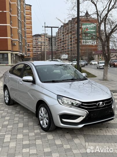 LADA Vesta 1.8 CVT, 2024, 4 000 км