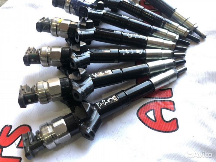 Форсунка топливная Nissan Navara D40 YD25ddti 2010