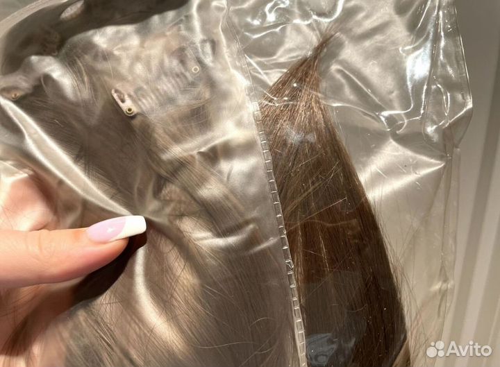 Волосы на заколках искусственные