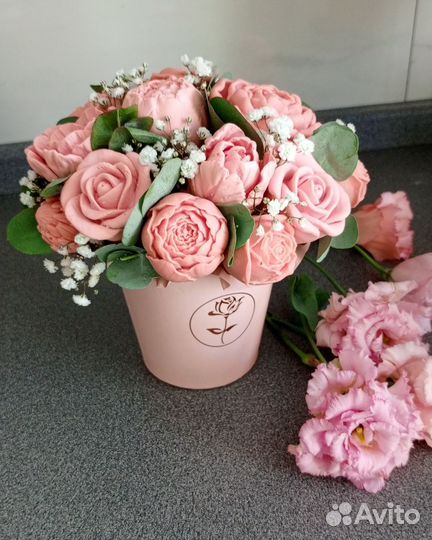 Шоколадные конфеты ручной работы