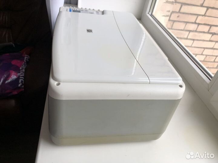 Мфу Принтер цветной HP Deskjet F380