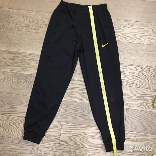 Спортивный костюм р. 140