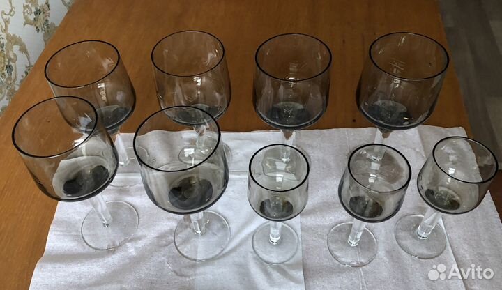 Рюмки цветное стекло на подставке,дымчатые СССР