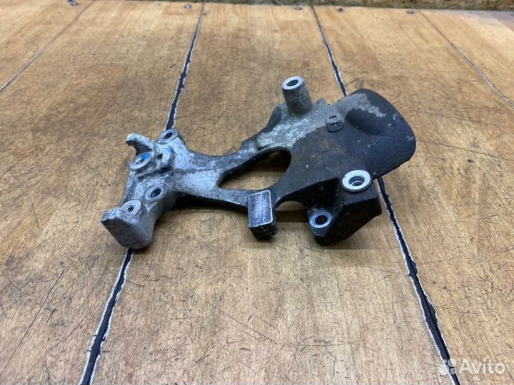 Кронштейн гидроусилителя Honda Civic R18A2 2006