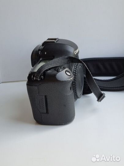 Canon eos 5d mark iii 3