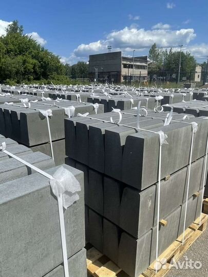 Бордюрный камень