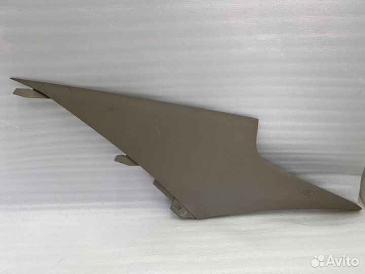 Накладка стойки внутренняя Тойота Camry V40/V45