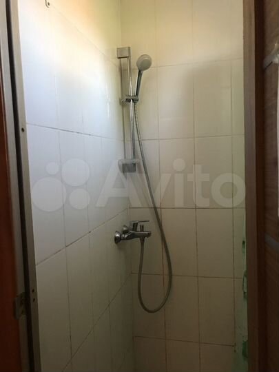 Комната 15 м² в 5-к., 1/2 эт.