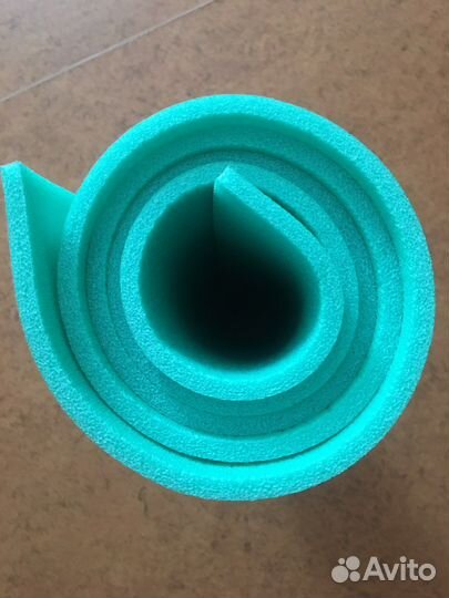 Коврик для йоги и фитнеса