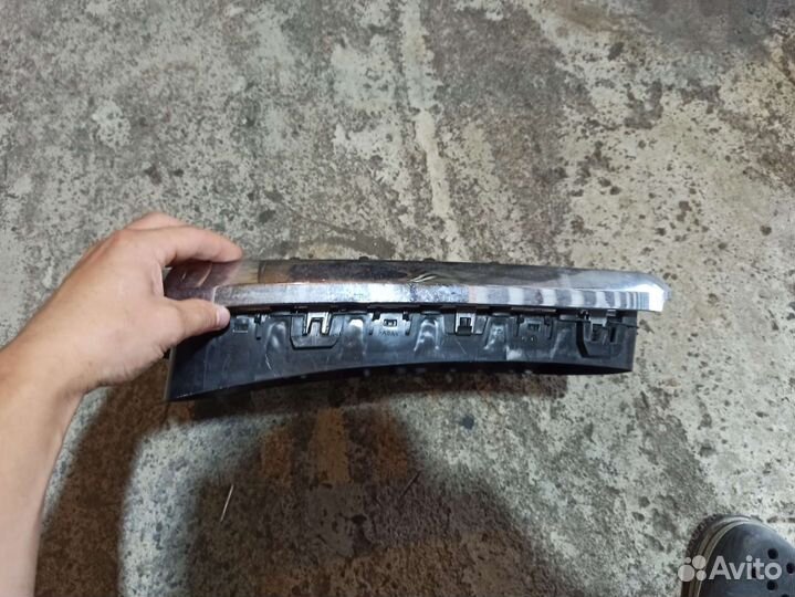 Решетка радиатора ноздря BMW x5 f15 левая