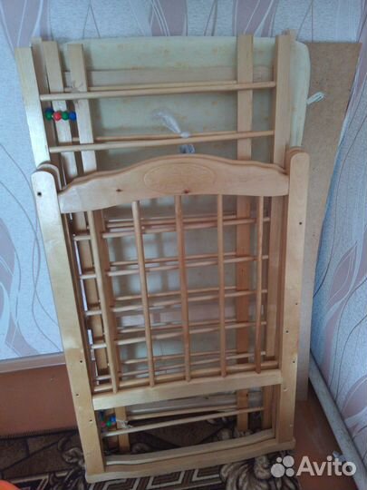 Детская кроватка