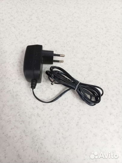 Зарядное устройство