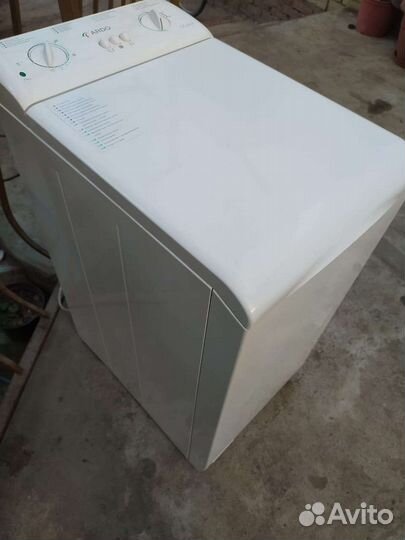 Стиральная машина с вертикальной загрузкой