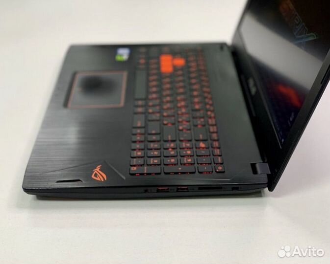 Ноутбук asus srtix