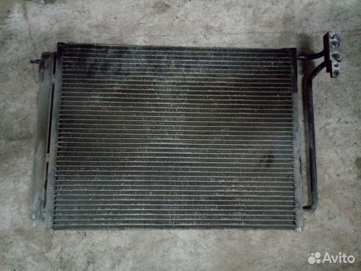 Радиатор кондиционера (конденсер) (BMW X5)