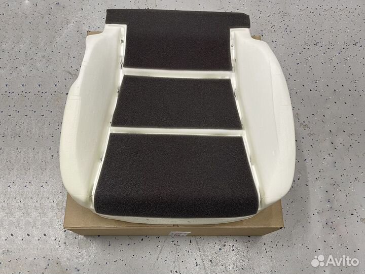 Подушка Corolla E180/E170