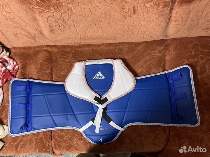 Защитный желет для тхэквондо