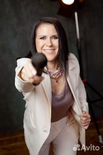 Ведущая на свадьбу/выездную регистрацию/юбилей