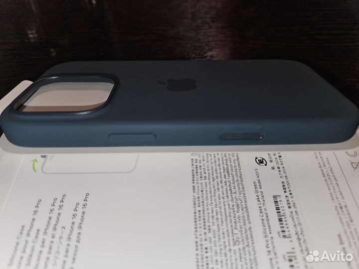 Чехол Apple iPhone 16 pro