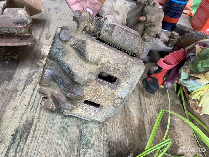 Суппорта subaru forester sf5