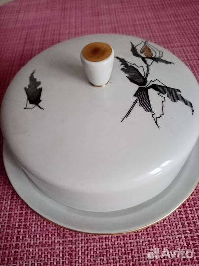 Масленка новая тонкий фарфор, гдр