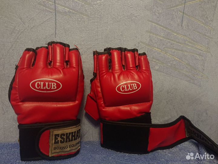 Перчатки для смешанных единоборств