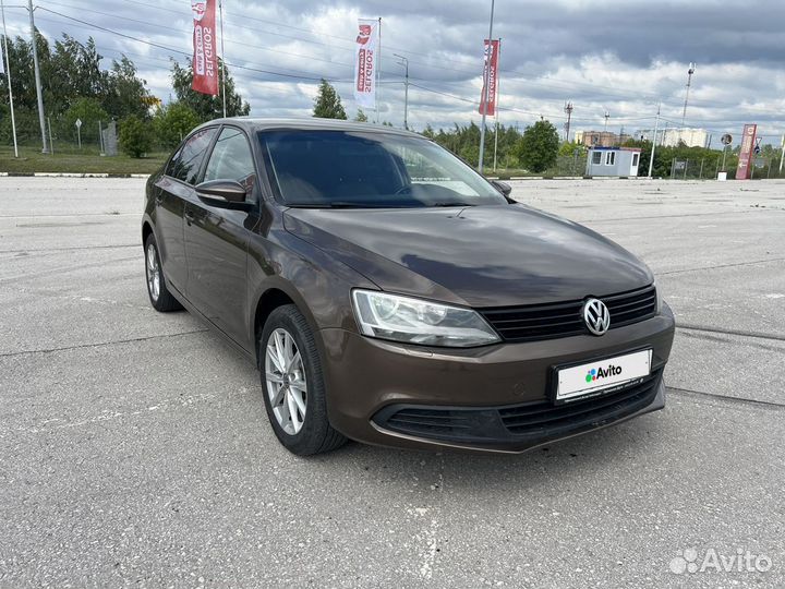 Volkswagen Jetta 1.6 AT, 2013, 124 548 км