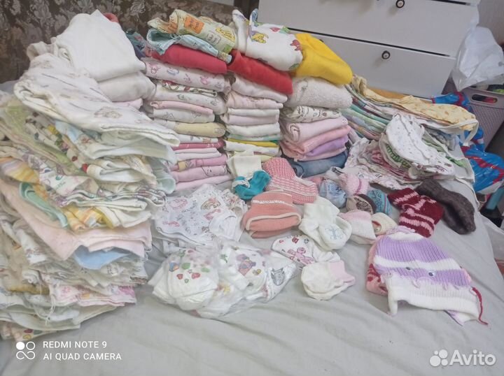 Отдам детские вещи
