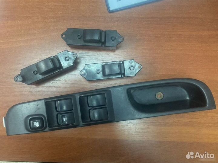 Блок управления стеклоподъемниками Mitsubishi