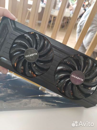 Видеокарта gtx 1070 8gb (сегодня 8500)